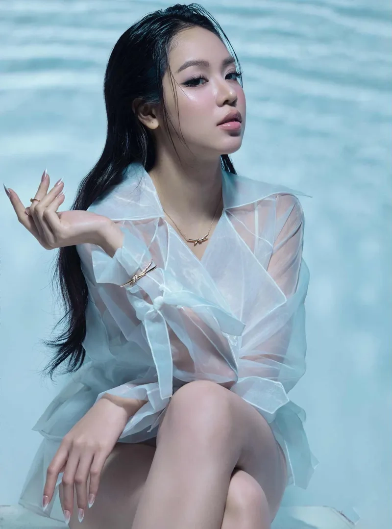 Huỳnh Thị Thanh Thủy đăng quang Miss International 2024 khiến cả nước tự hào