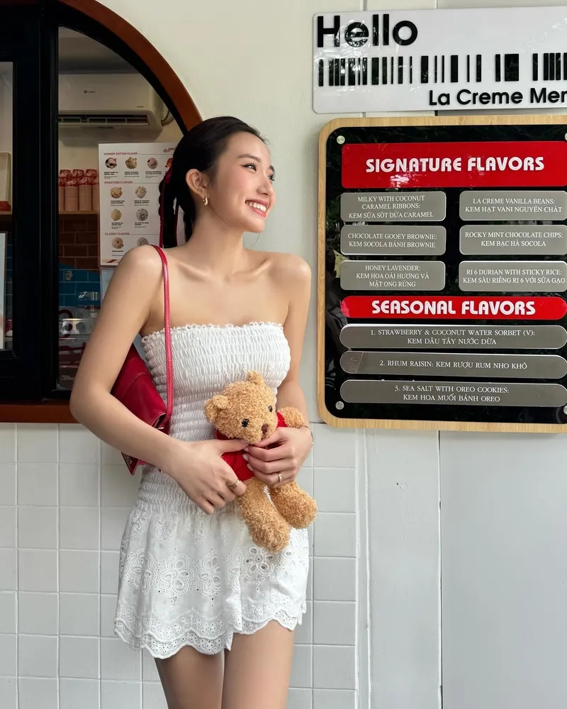 Lê Thị Khánh Huyền tiểu sử