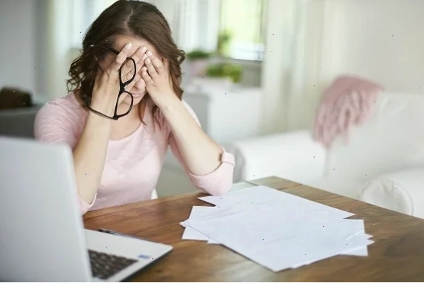 Nữ giới gặp khó khăn khi xin việc?