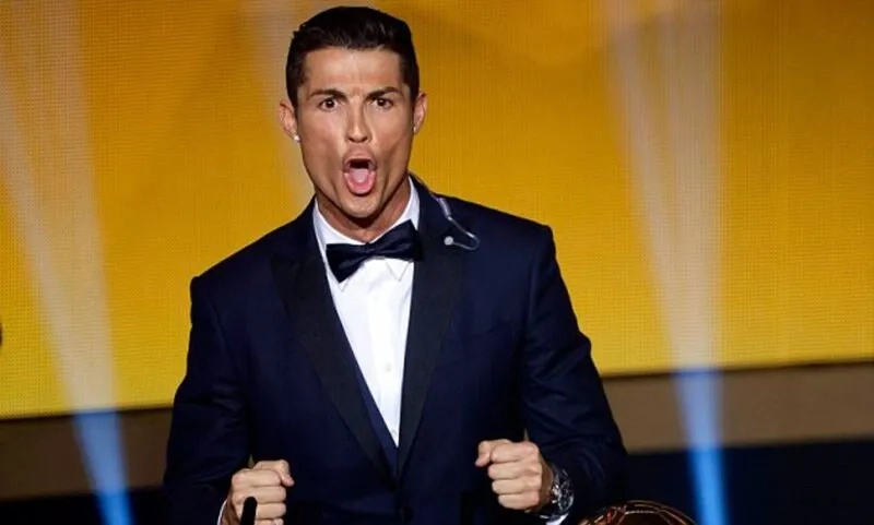 Ronaldo meme cry gây chú ý nhờ biểu cảm “khóc” độc đáo và đầy tính hài hước.