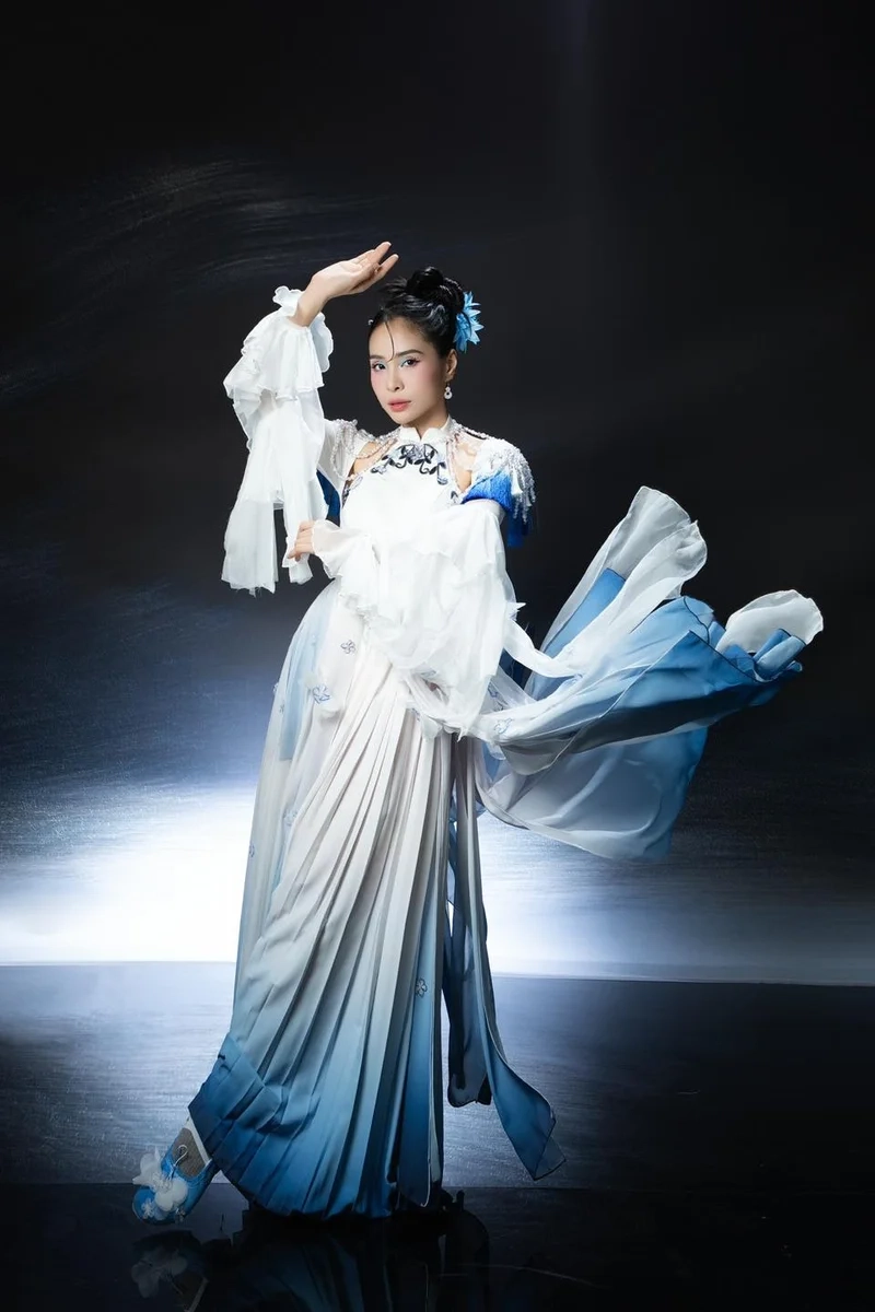 Thưởng thức giọng hát đặc sắc của Ca nương Kiều Anh